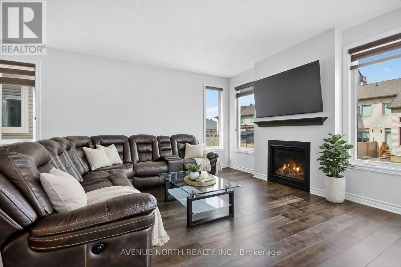 110 Dun Skipper Drive, Ottawa, ON, K1X 0G1 - 17