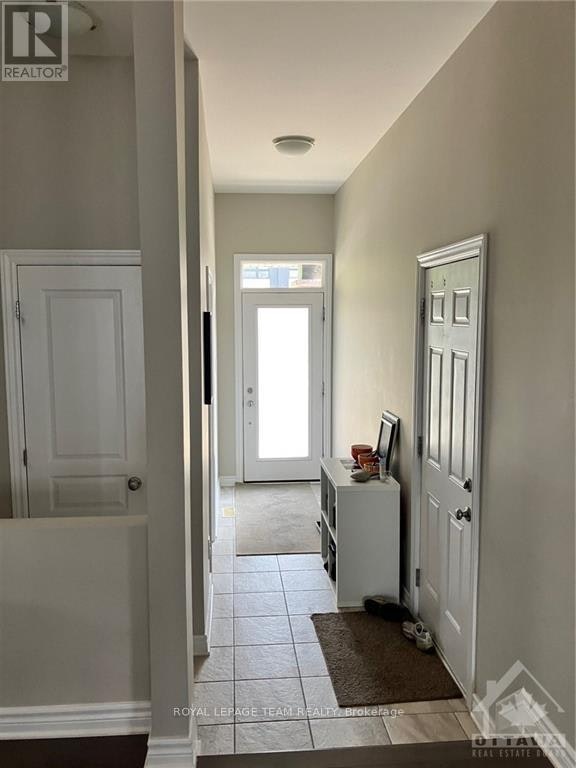 82 Warrior Street, Ottawa, ON, K2V 0M2 - 2