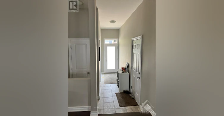 82 Warrior Street, Ottawa, ON, K2V 0M2 - 2
