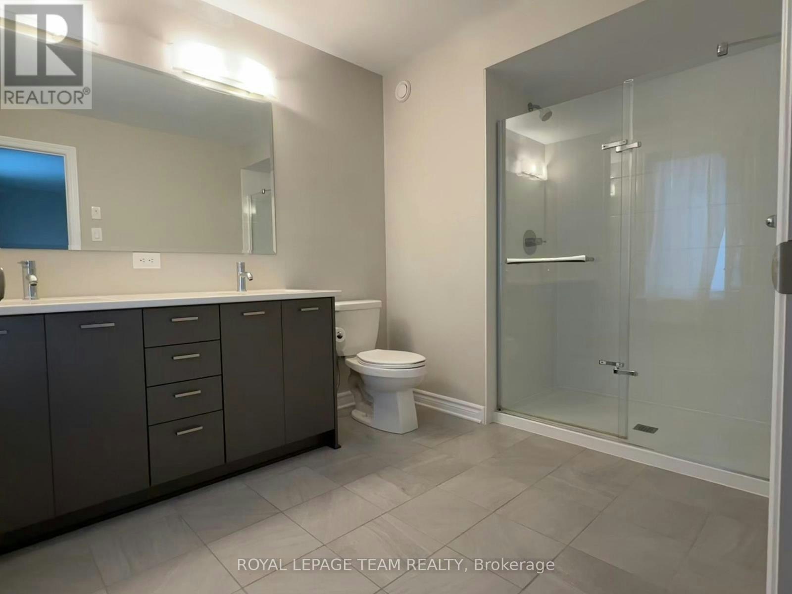 82 Warrior Street, Ottawa, ON, K2V 0M2 - 17