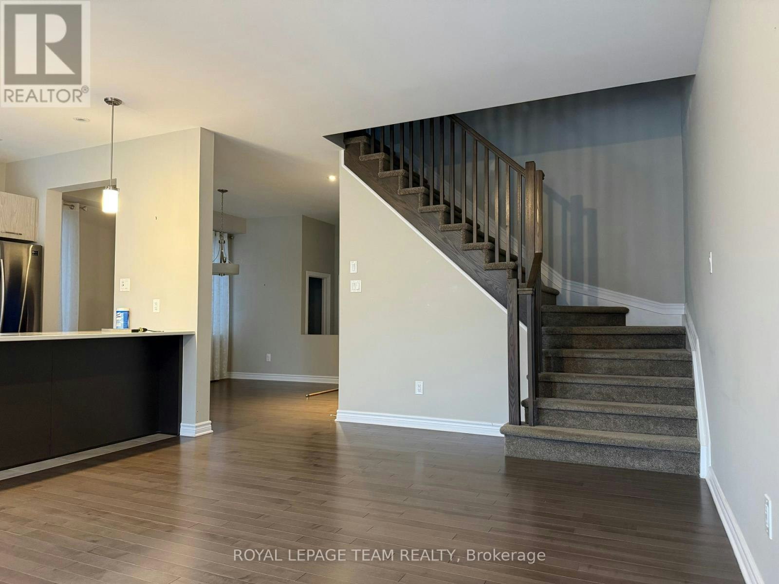 82 Warrior Street, Ottawa, ON, K2V 0M2 - 13
