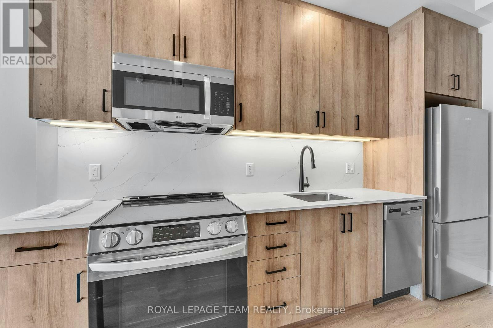 303-1008 Rogers Crescent, Brockville, ON, K6V 6X5 - 13