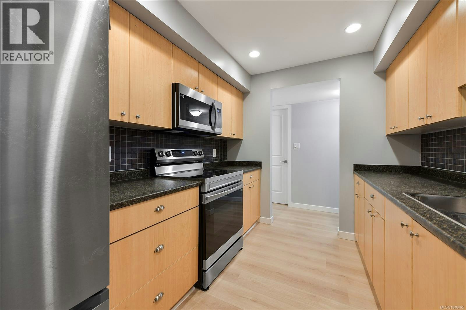 105-2695 Deville Road, Langford, BC, V8V 1A1 - 12