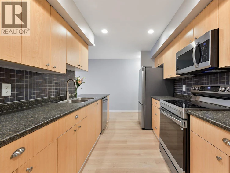 105-2695 Deville Road, Langford, BC, V8V 1A1 - 13