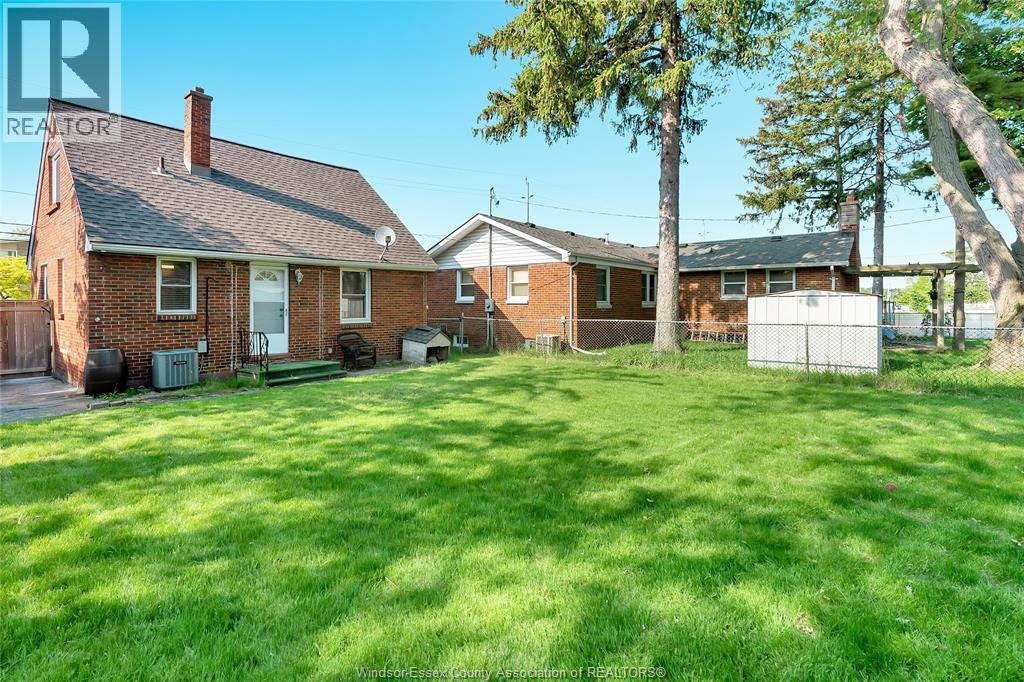 6633 Wyandotte Street, Windsor, ON, N8S 1P5 - 17