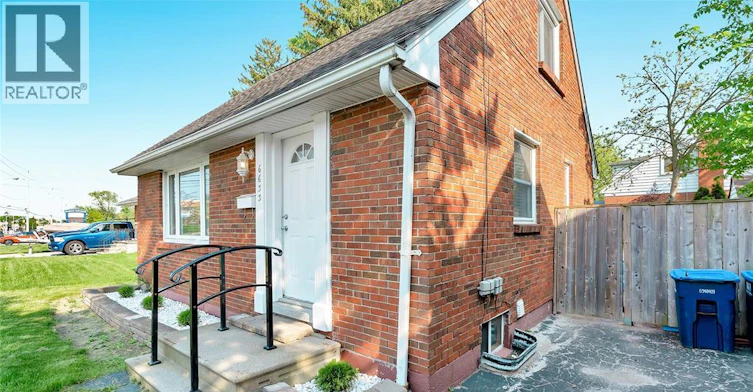 6633 Wyandotte Street, Windsor, ON, N8S 1P5 - 2
