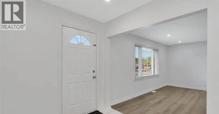 6633 Wyandotte Street, Windsor, ON, N8S 1P5 - 3