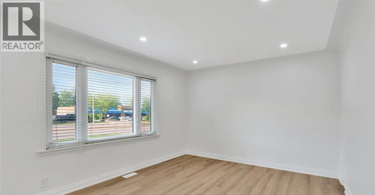 6633 Wyandotte Street, Windsor, ON, N8S 1P5 - 4