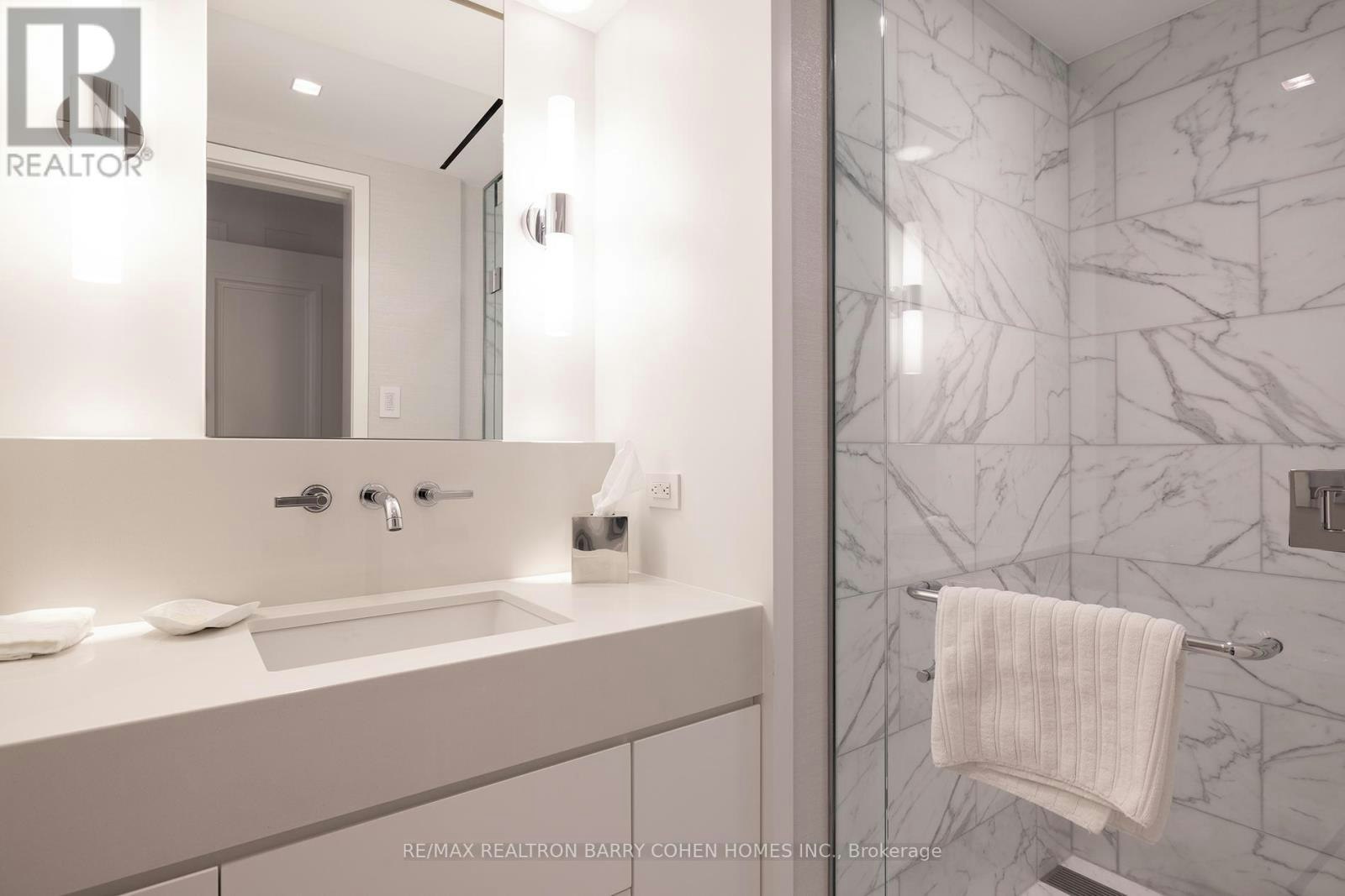 17 Ardwold Gate, Toronto, ON, M5R 2W1 - 30