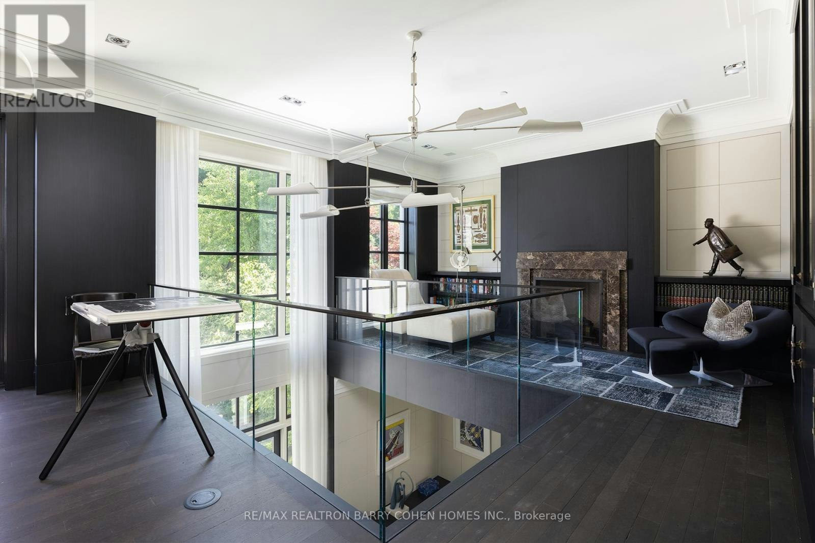 17 Ardwold Gate, Toronto, ON, M5R 2W1 - 17