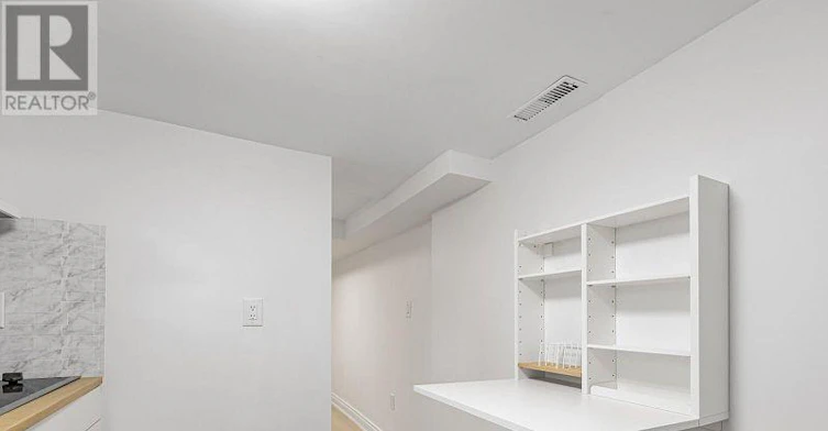 LOWER-727 Rhodes Avenue, Toronto, ON, M4J 4X5 - 5