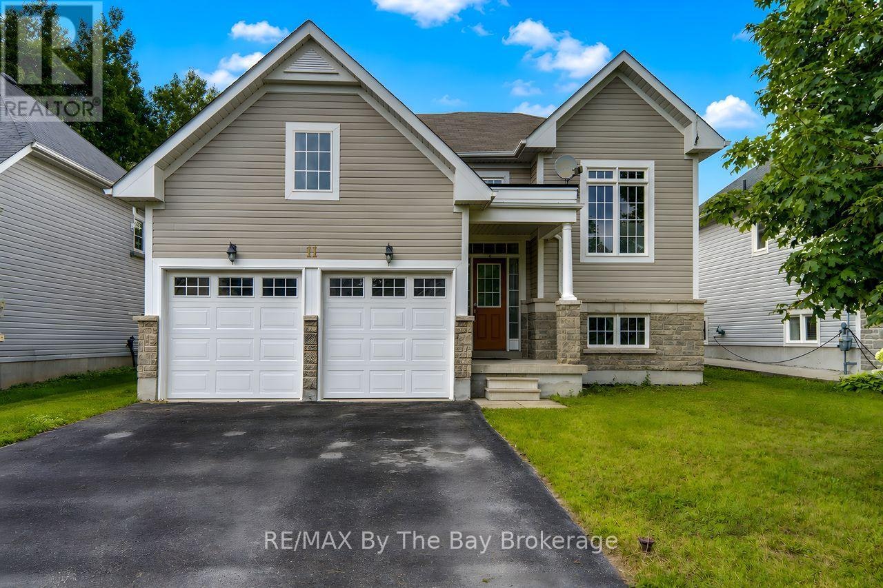 11 Grand Poplar Lane, Wasaga Beach, ON, L9Z 0C7