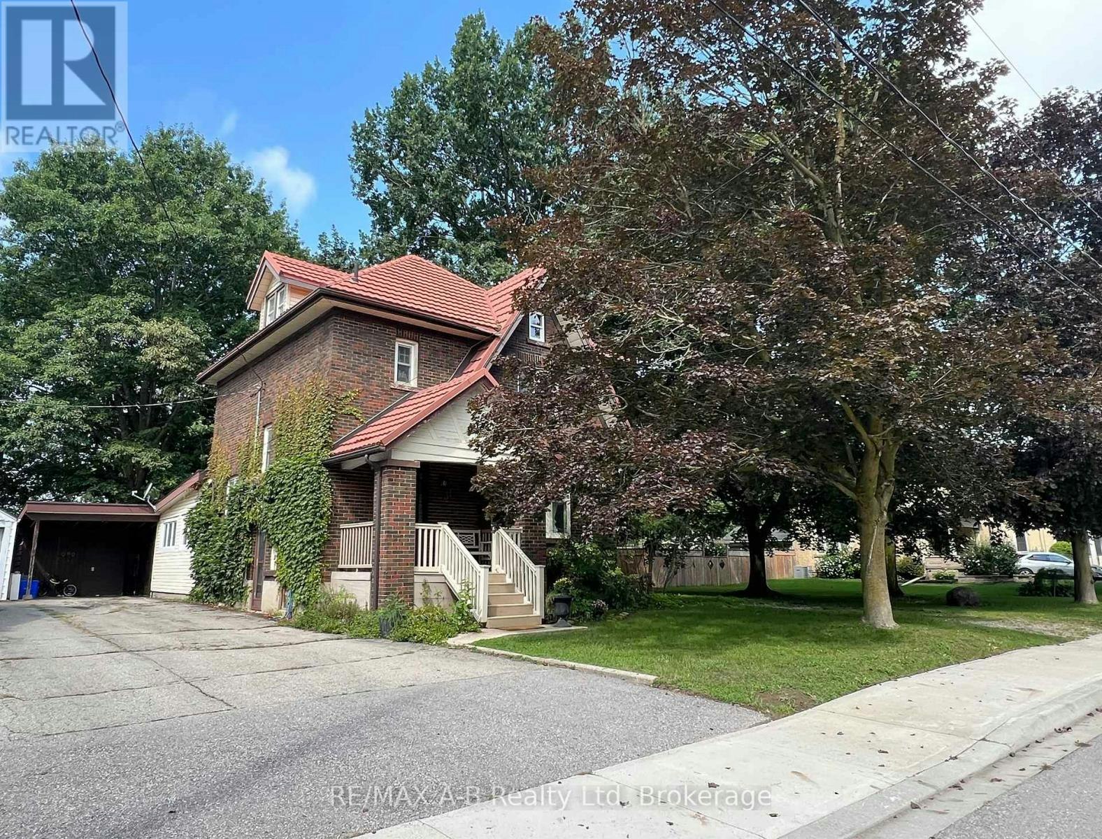 31 John Street, East Zorra-Tavistock, ON, N0B 2R0