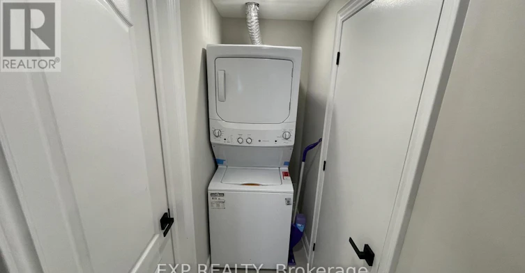 BASEMENT-94 Lensmith Drive, Aurora, ON, L4G 6R9 - 12