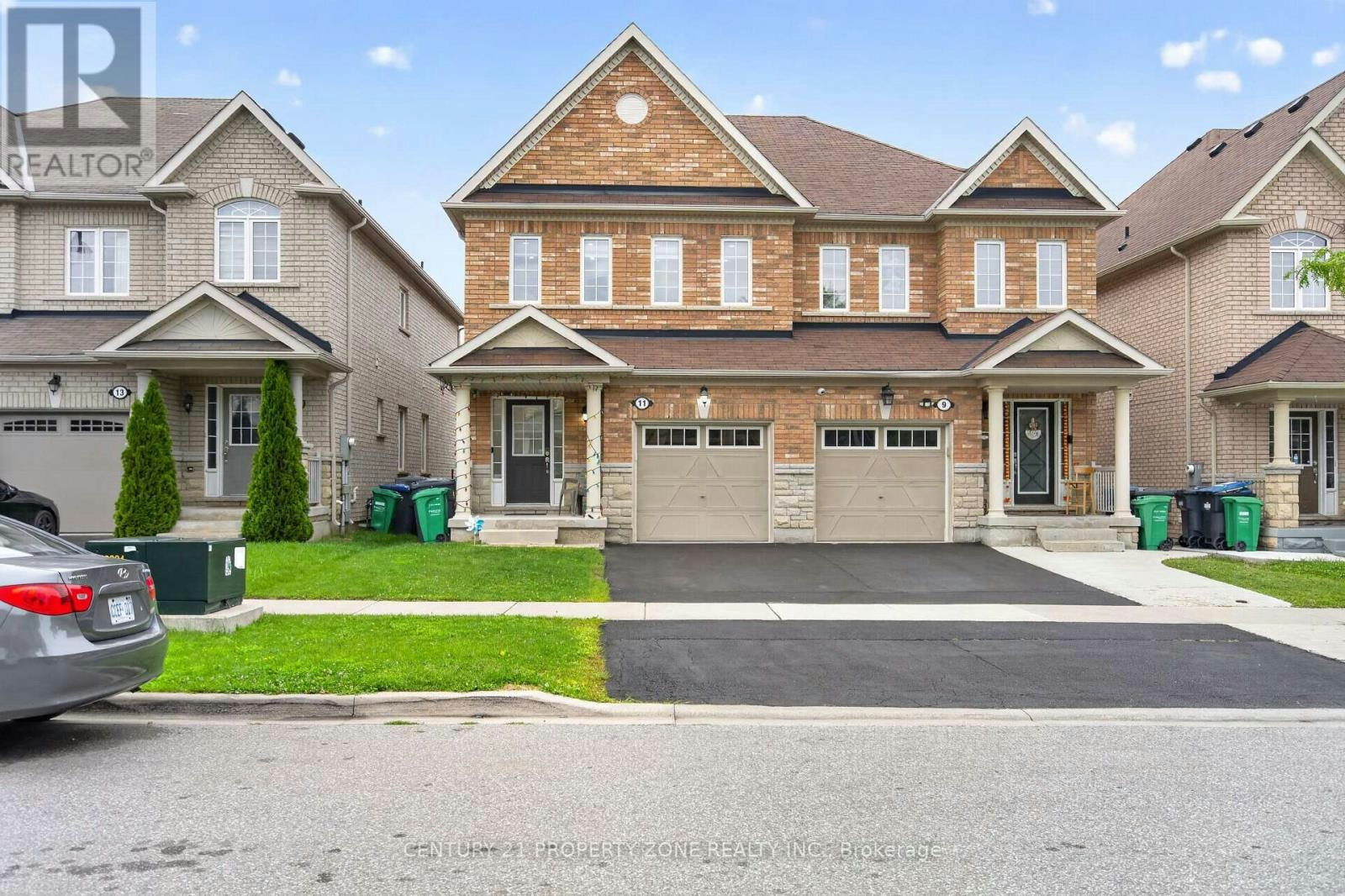 11 Selsdon Street, Brampton, ON, L6X 3E3