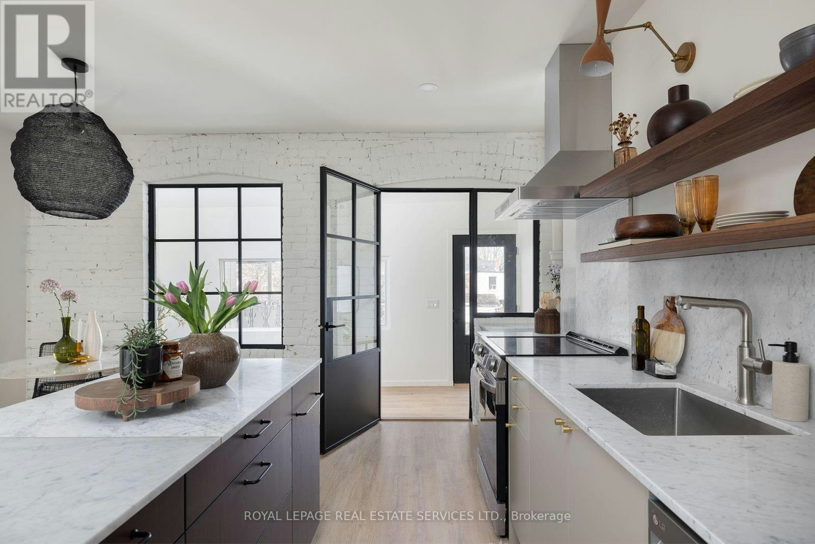 1752A St. Clair Avenue W, Toronto, ON, M6N 1J3 - 6