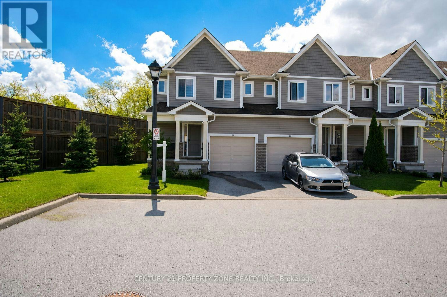 12-60 Canterbury Drive, St. Catharines, ON, L2P 0E7