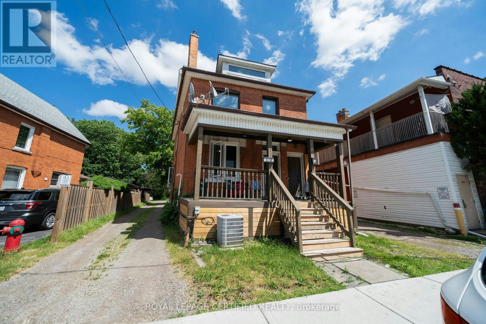 10 Fairleigh Avenue N, Hamilton, ON, L8L 6H2