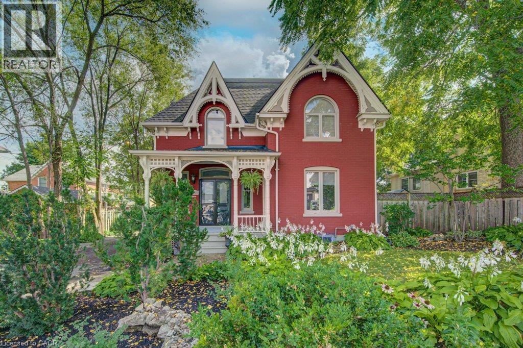 15 Gilholm Avenue, Cambridge, ON, N1S 1T3