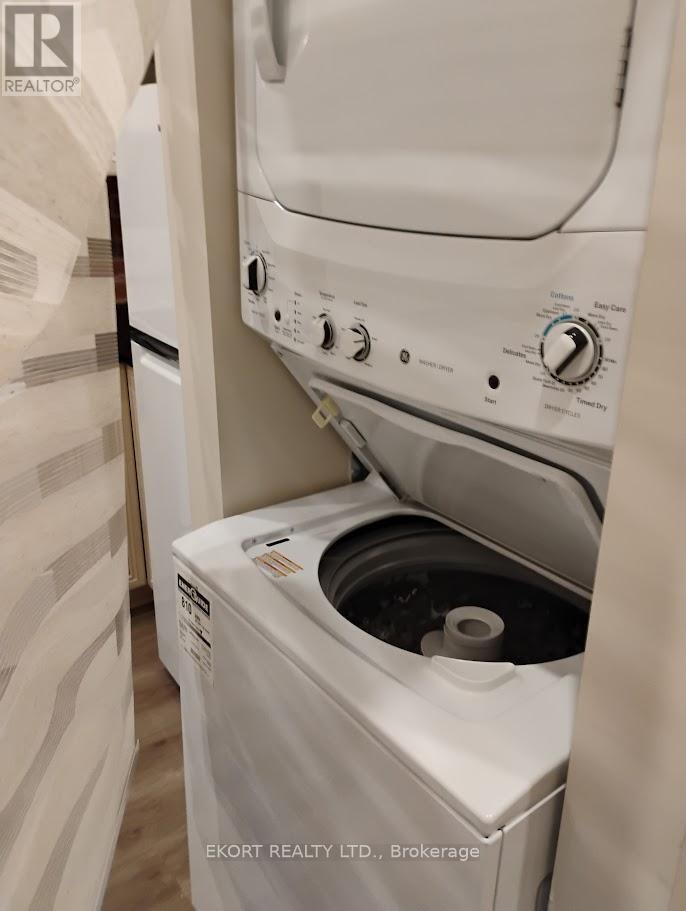 6-251 Front Street, Belleville, ON, K8N 2Z6 - 5