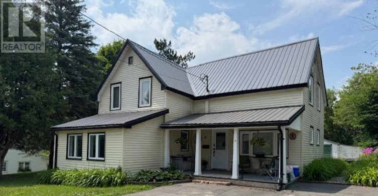 12 Hastings Street S, Bancroft, ON, K0L 1C0 - 13