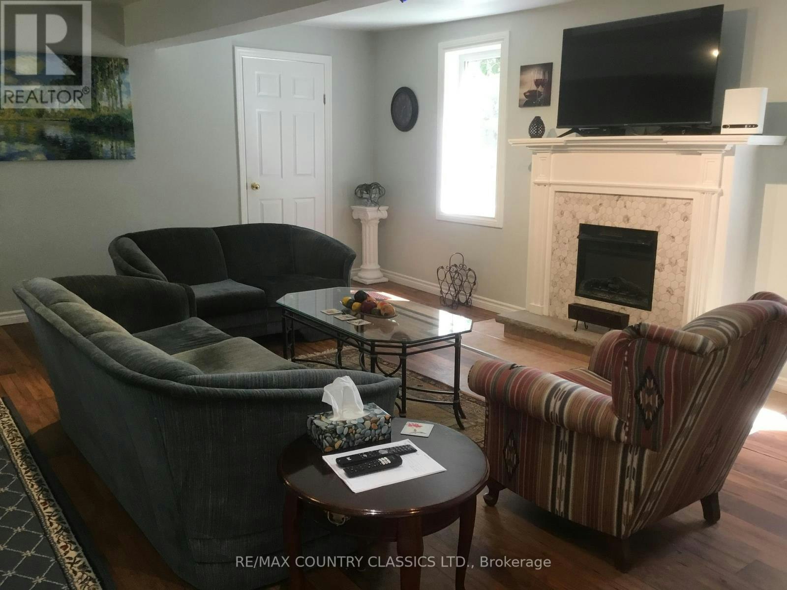 12 Hastings Street S, Bancroft, ON, K0L 1C0 - 18
