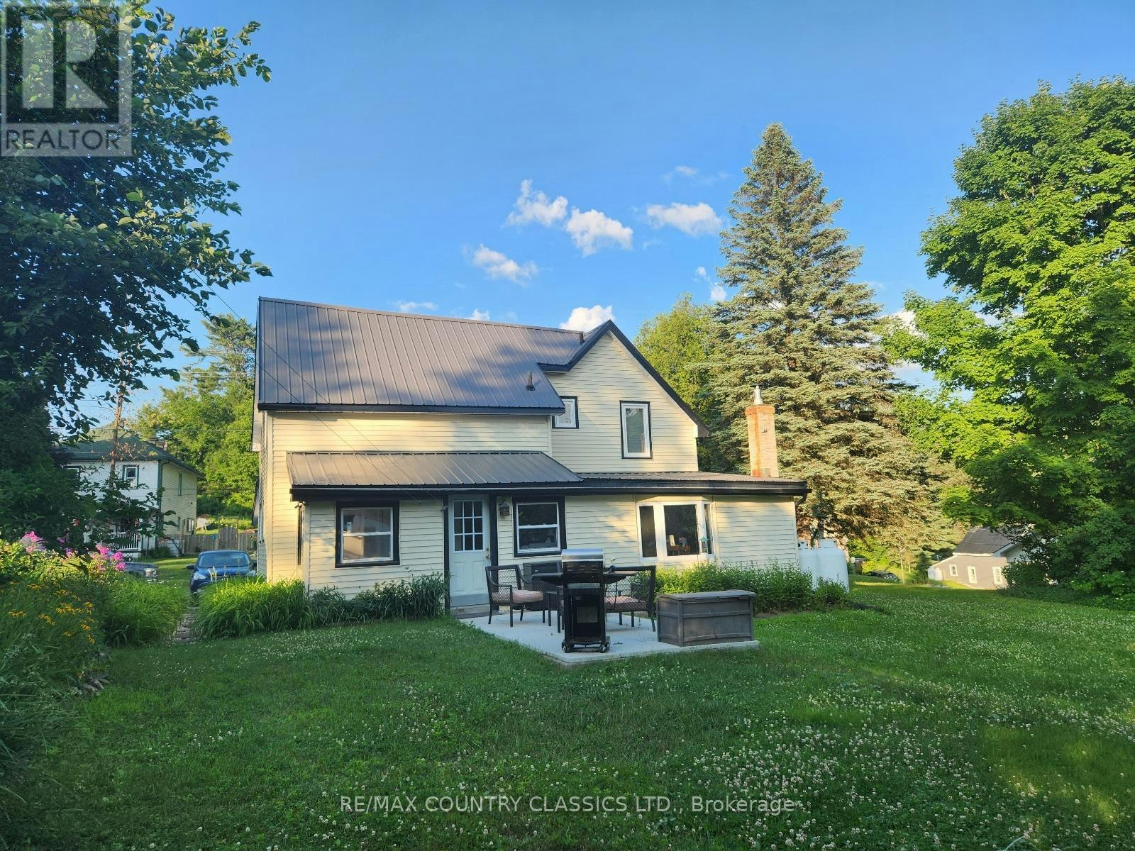 12 Hastings Street S, Bancroft, ON, K0L 1C0 - 5