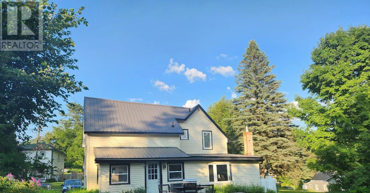 12 Hastings Street S, Bancroft, ON, K0L 1C0 - 5