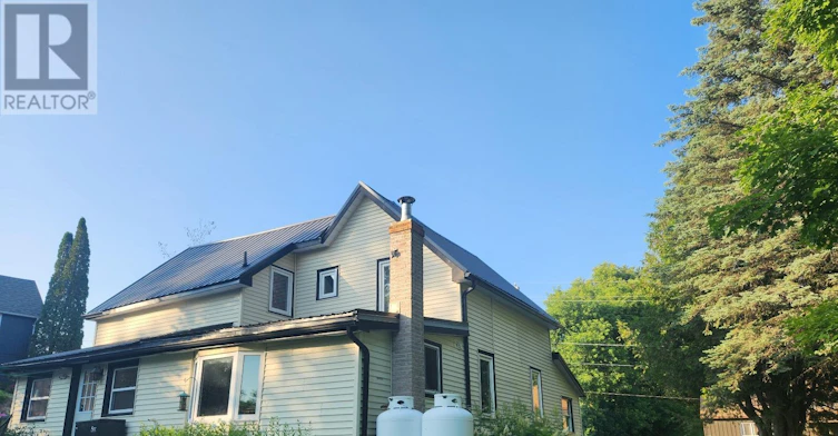 12 Hastings Street S, Bancroft, ON, K0L 1C0 - 8