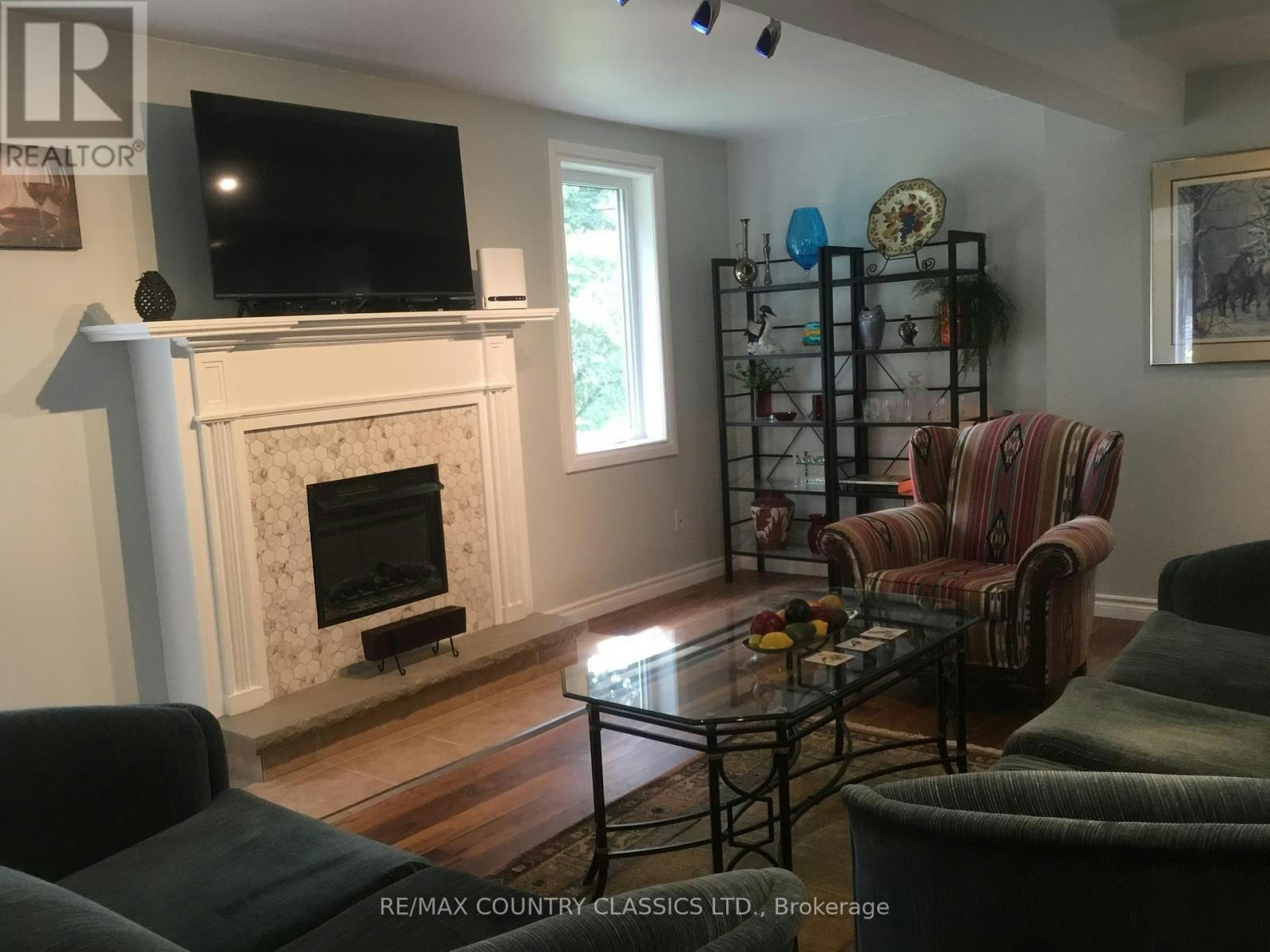 12 Hastings Street S, Bancroft, ON, K0L 1C0 - 17