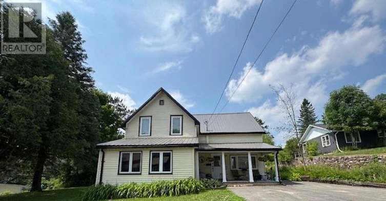 12 Hastings Street S, Bancroft, ON, K0L 1C0 - 12