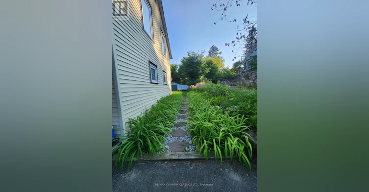 12 Hastings Street S, Bancroft, ON, K0L 1C0 - 10