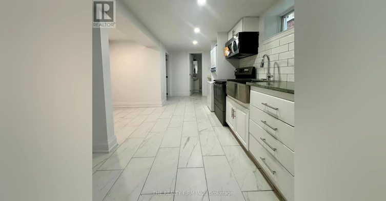 LOWER-6 Lapp Street, Toronto, ON, M6N 3W6 - 5