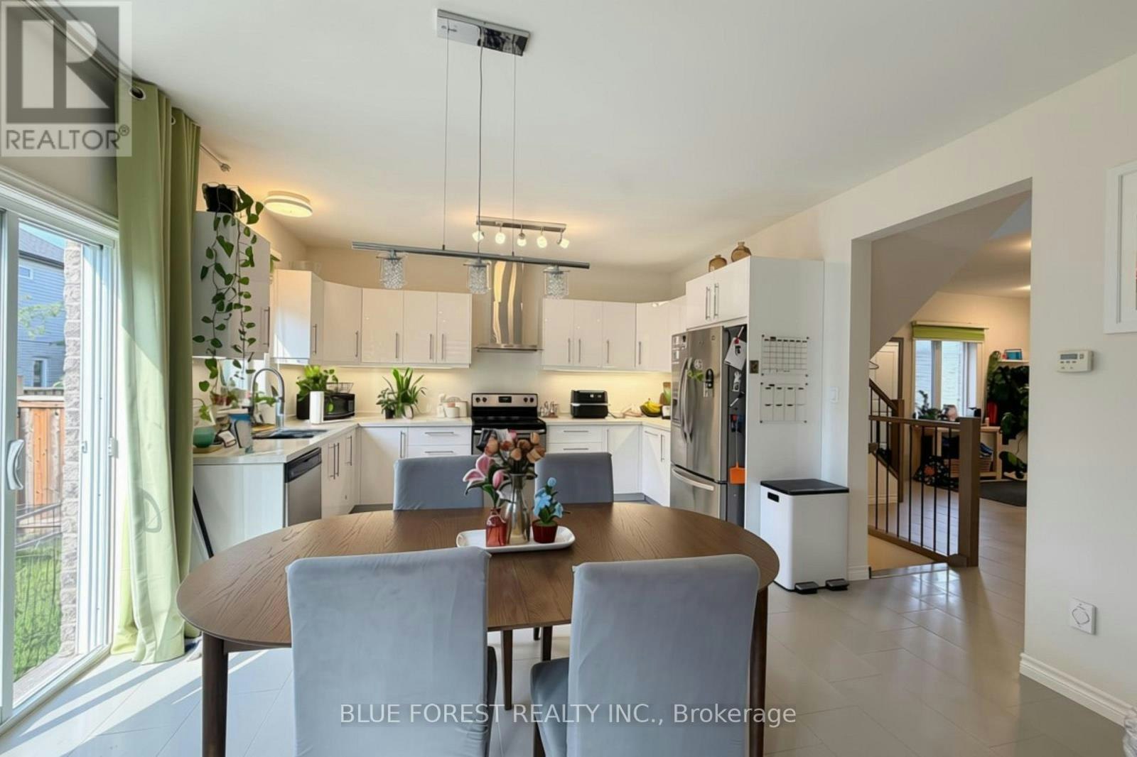 3584 Singleton Avenue, London, ON, N6L 0C9 - 6