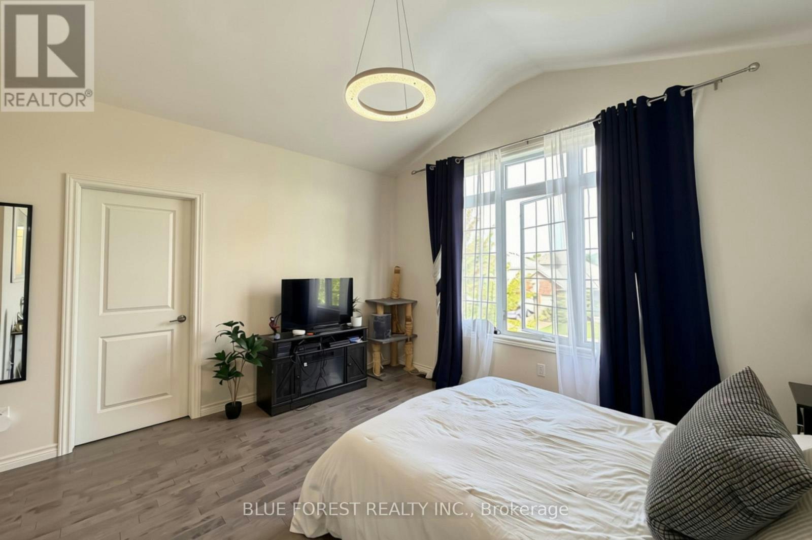 3584 Singleton Avenue, London, ON, N6L 0C9 - 11