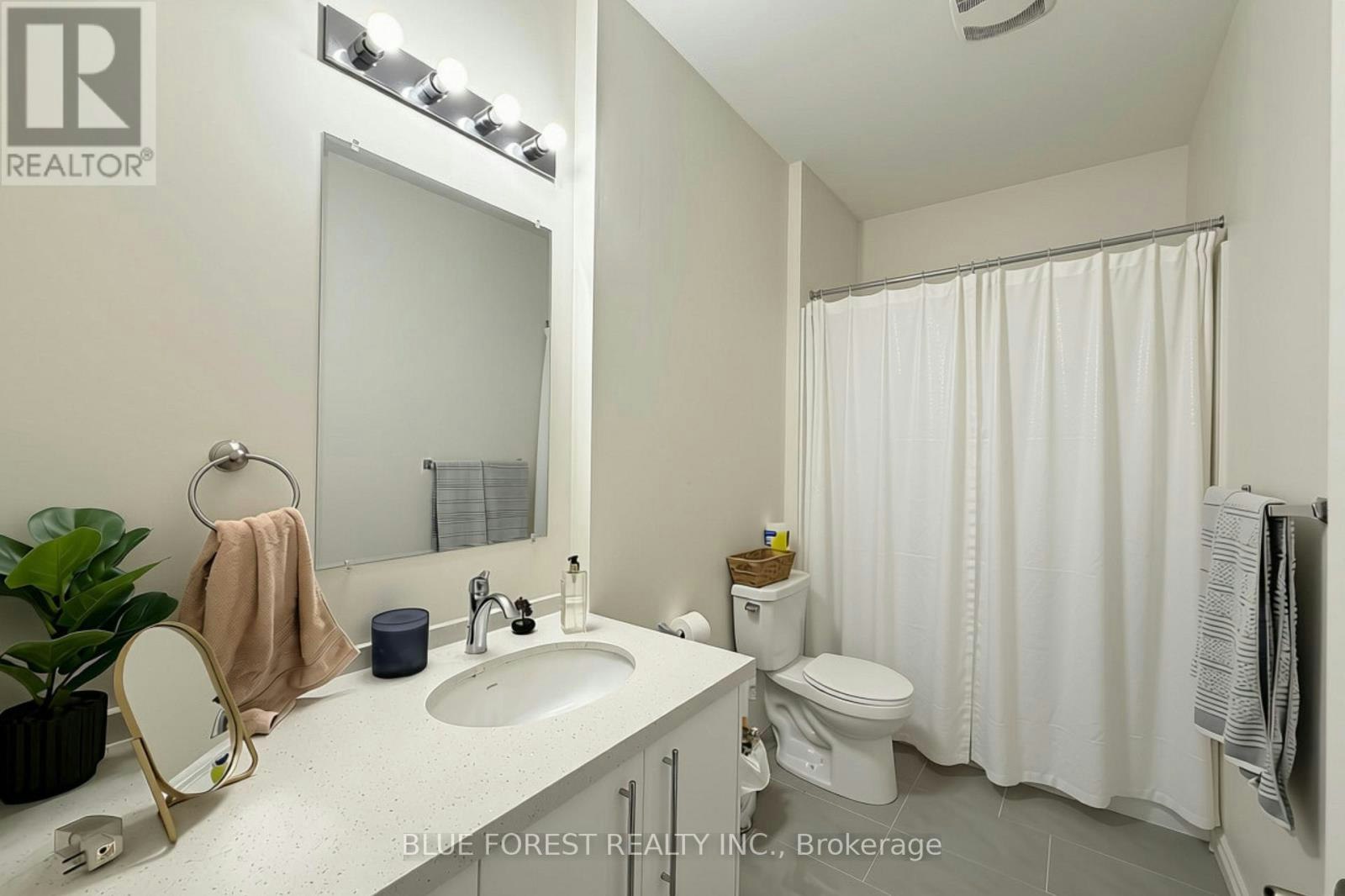 3584 Singleton Avenue, London, ON, N6L 0C9 - 17