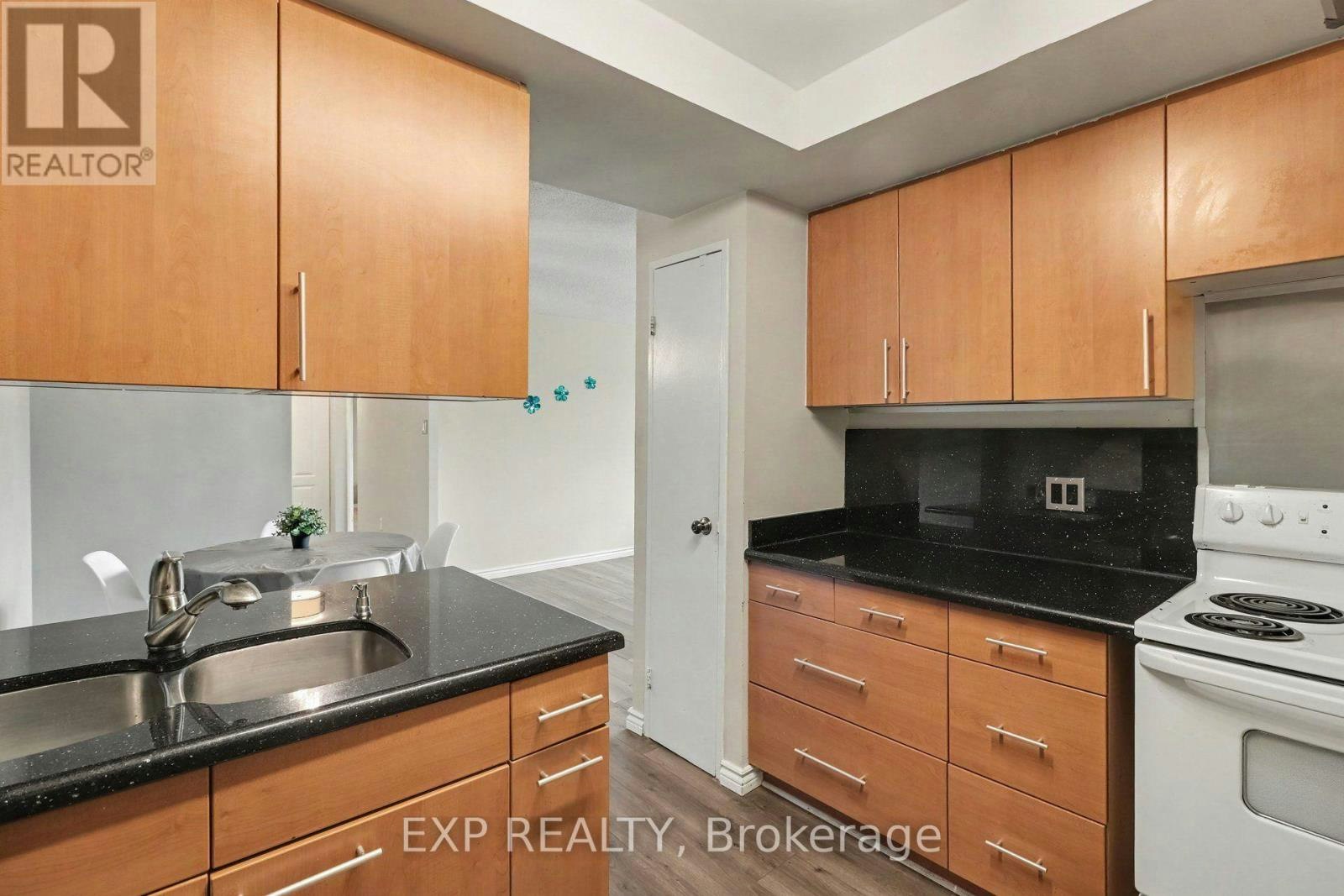 204-500 Laurier Avenue W, Ottawa, ON, K1R 5E1 - 25