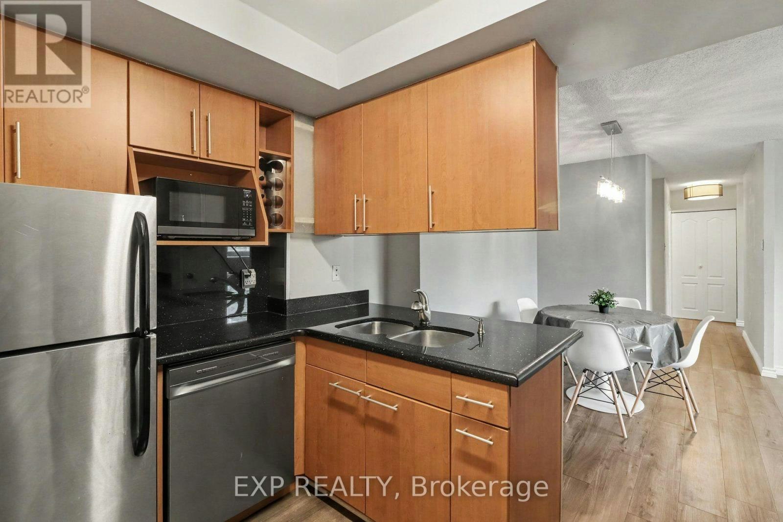 204-500 Laurier Avenue W, Ottawa, ON, K1R 5E1 - 24