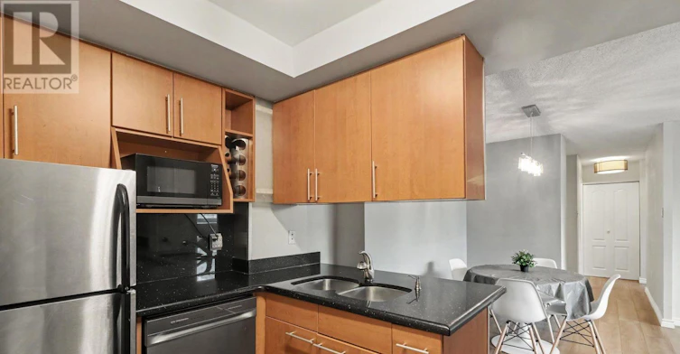 204-500 Laurier Avenue W, Ottawa, ON, K1R 5E1 - 24