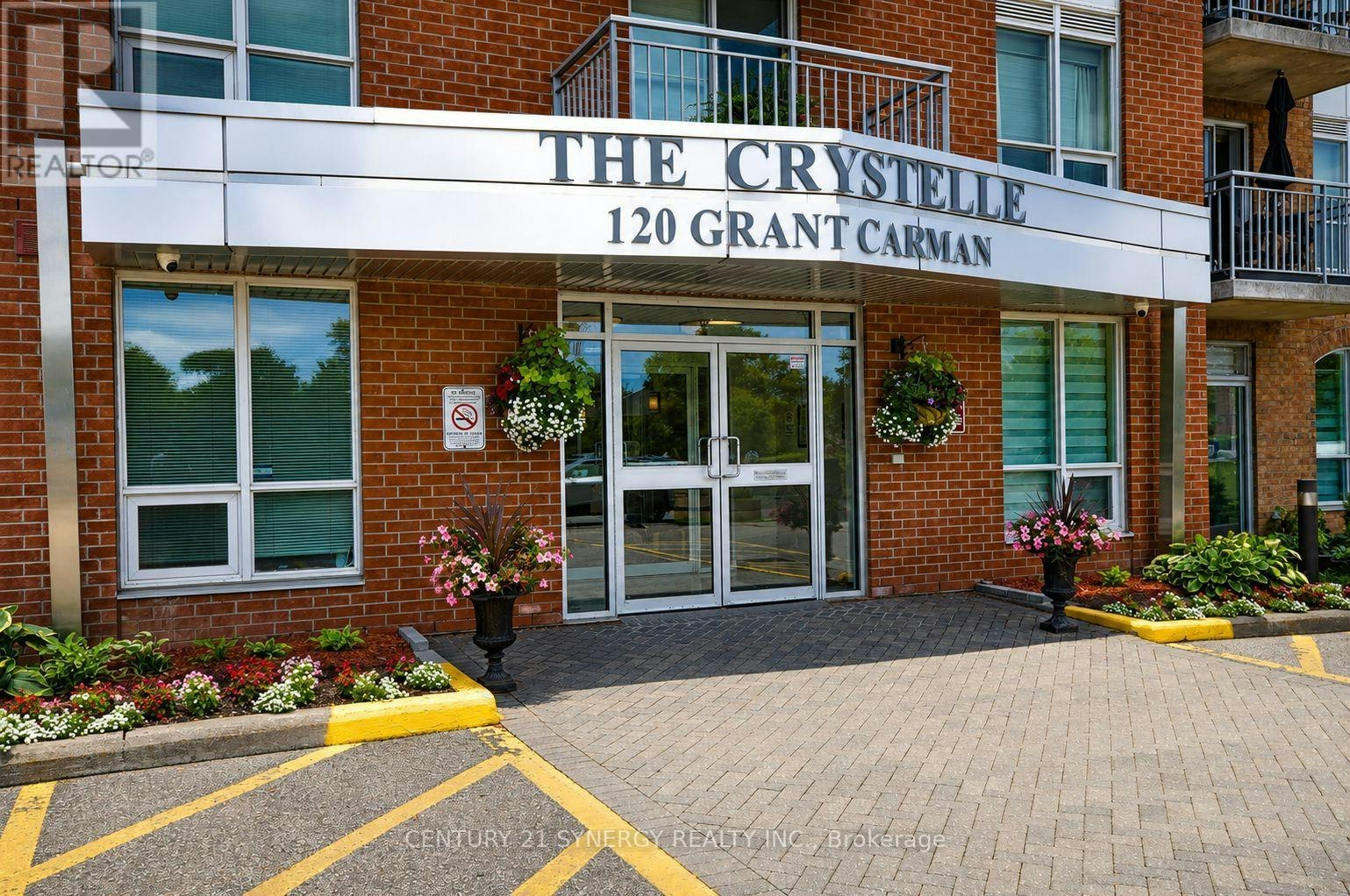 909-120 Grant Carman Drive, Ottawa, ON, K2E 1C8