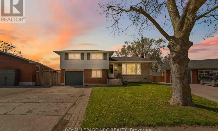4485 Queensway Crescent