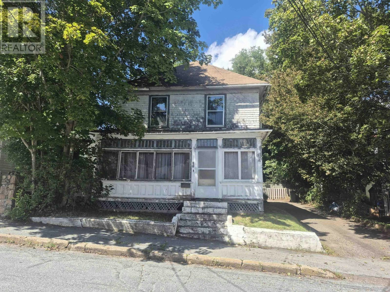 30 Phoenix Street, Bridgewater, NS, B4V 2H7