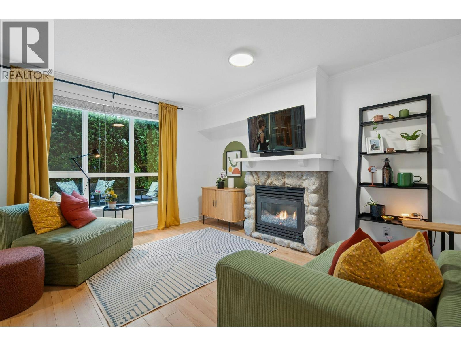 3-1005 Lynn Valley Road, North Vancouver, BC, V7J 1Z6