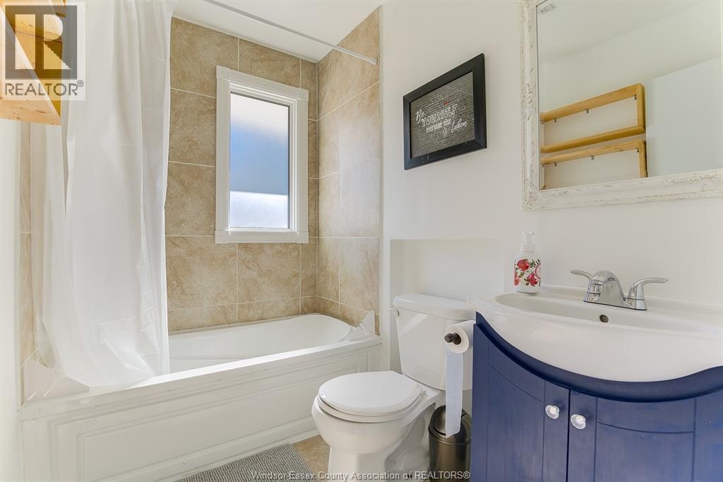 1724 George Avenue, Windsor, ON, N8Y 2Y7 - 13