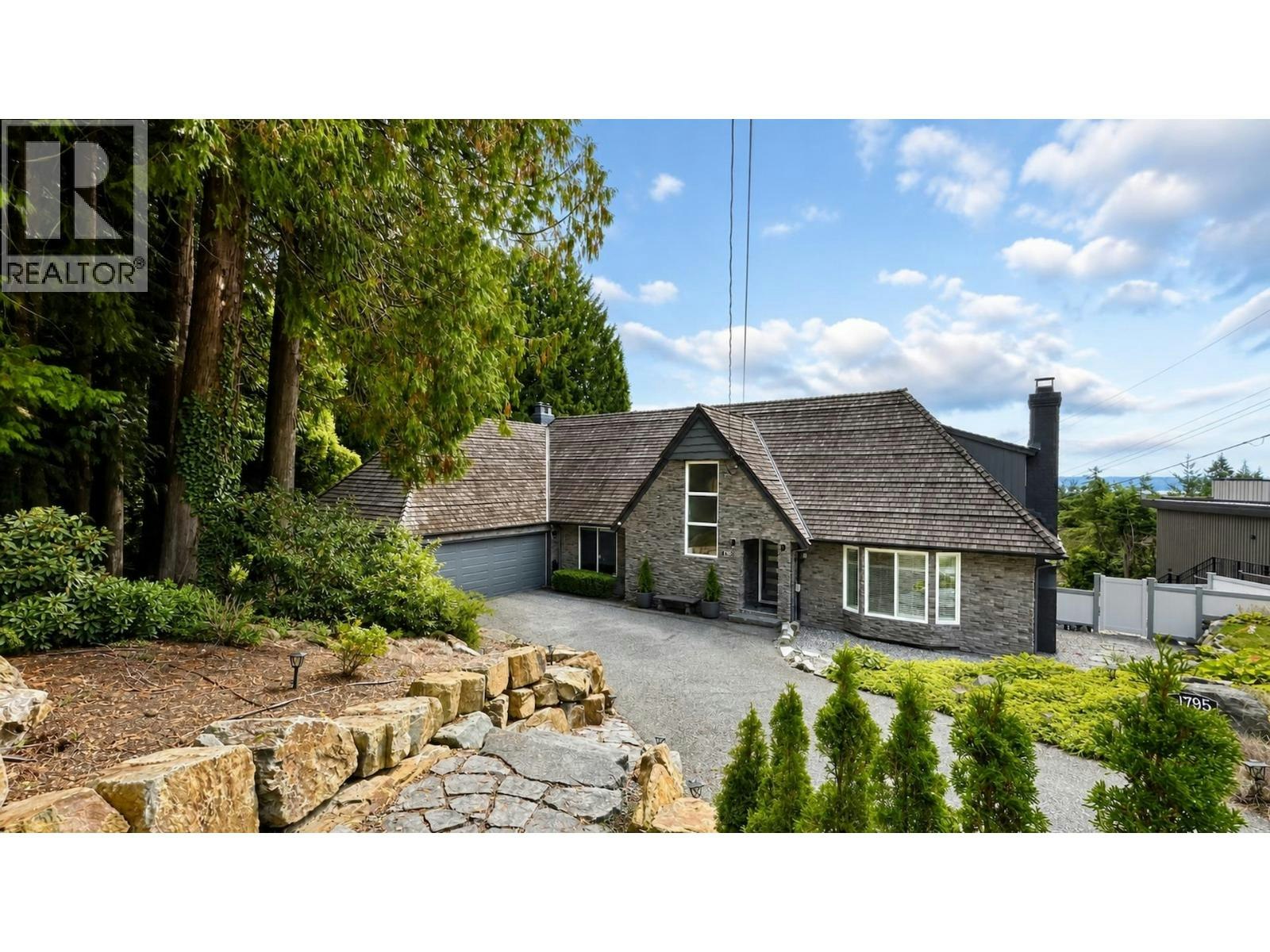 4785 Estevan Place, West Vancouver, BC, V7W 1H1