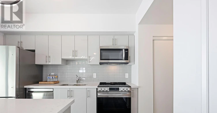 409-15 Kneeshaw Drive, Barrie, ON, L9J 0X9 - 17