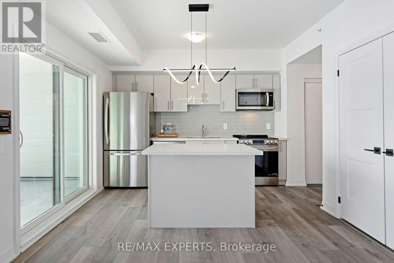409-15 Kneeshaw Drive, Barrie, ON, L9J 0X9 - 20