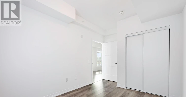 409-15 Kneeshaw Drive, Barrie, ON, L9J 0X9 - 38