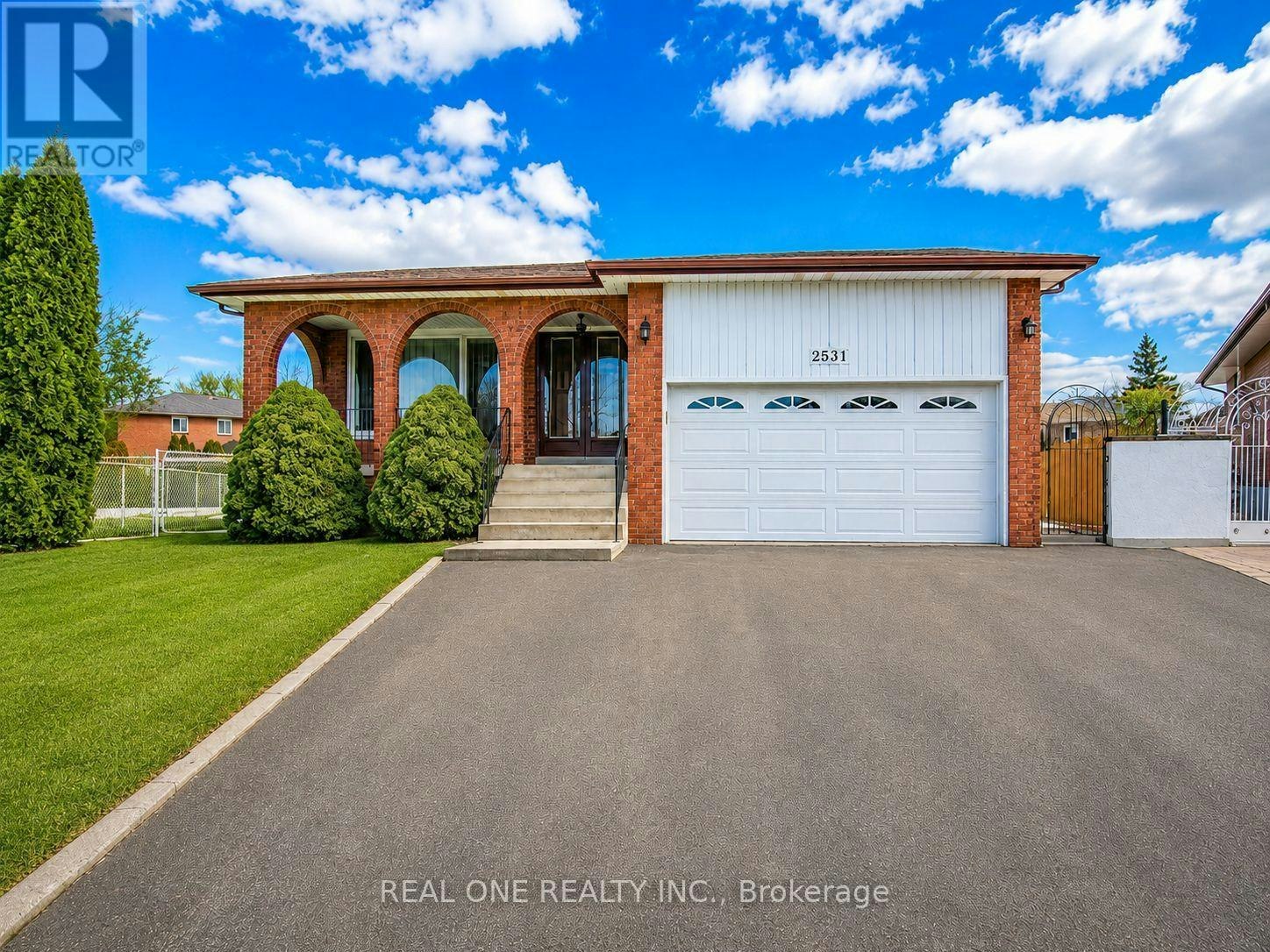 UPPER-2531 Cynara Road, Mississauga, ON, L5B 2R5