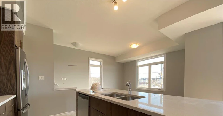152 Oat Lane, Kitchener, ON, N2R 1R7 - 2